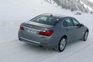 BMW 740d xDrive 2012 года  (WW)